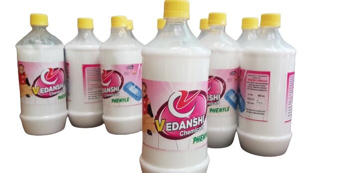 Perfumed Liquid Floor Cleaner, Certification : ISO 9001:2008 Certified, Feature : Gives Shining, Long Shelf Life