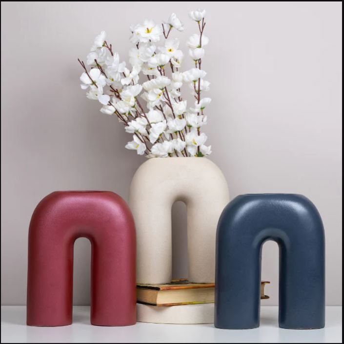 Black ANE Round Polished Ceramic Vase, Pattern : Non Printed, Packaging Type : Carton Box